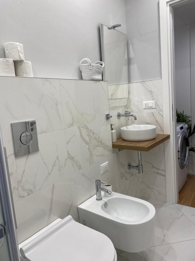 Gramsci 2 - Cozy Apartment Near Sempione Park! Milão Exterior foto